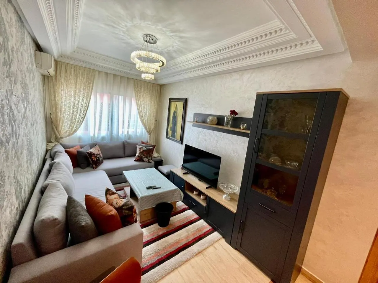 Studio Chic Casablanca Apartment